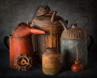 Vintage Oil Cans by Jon  Kinney