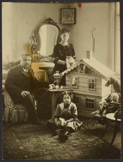 Alexander Kuprin with his family by Karl Karlovitz Bulla