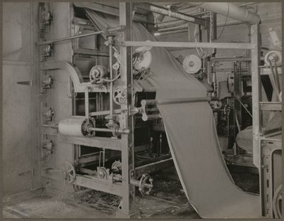 Drying by Lewis Wickes Hine