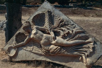 Relief of the Arch of Septimus Severus depicting the Winged Goddess of Victory by Unbekannt Unbekannt