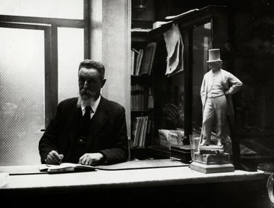 Mr. Gubinelli, last manager of the Antico Caffè Greco on Via Condotti by Luigi Leoni