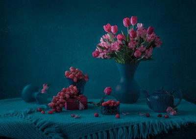 Moody Floral Still Life by Lydia Jacobs