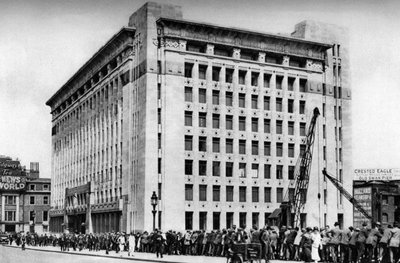 Adelaide House, London, 1926-1927 by McLeish