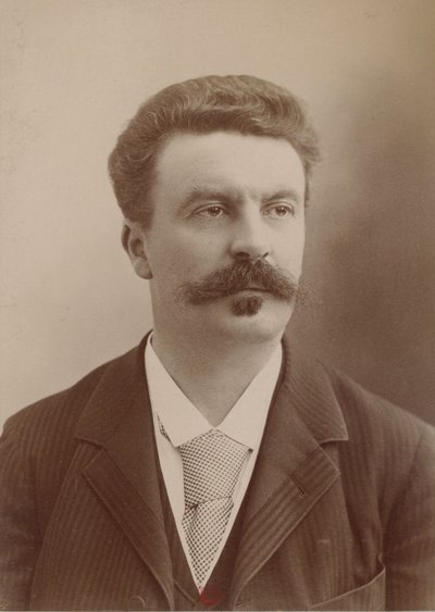 Maupassant by Nadar
