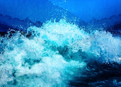Turquoise Ocean Splash by Osvaldo Russo