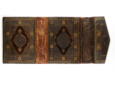 Bookbinding for a Qu