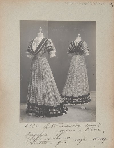 House of Worth, Costume by Photographer French