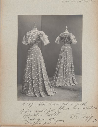 House of Worth, Costume by Photographer French