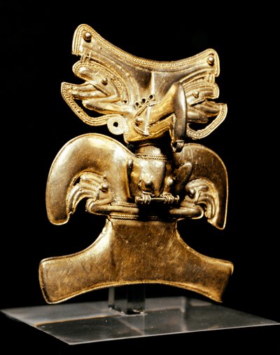 Bird-Shaped Pendant in Gold by Pre Columbian Pre Columbian