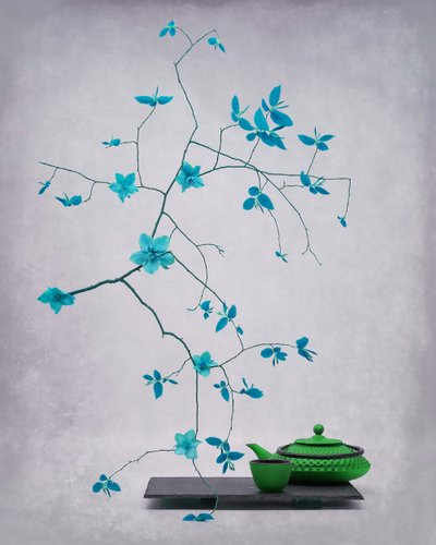 Serene Botanical Tea Set by Saskia Dingemans