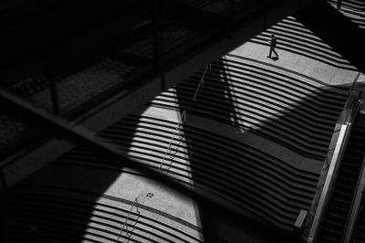 Geometric Shadow Walk by Satoshi Hata
