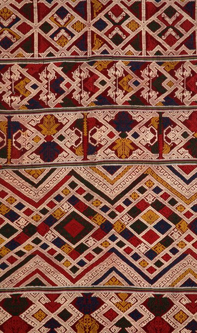 Phaa sabai made by Tai Nuea or Tai Daeng weavers from Hua Phan, Laos (detail) by School Laotian