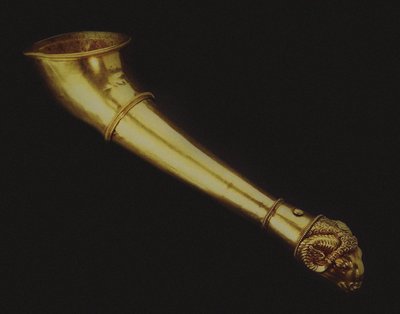Rhyton Drinking Horn Terminating in a Ram