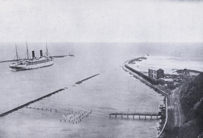 Entrance to Durban Harbour by South African Photographer