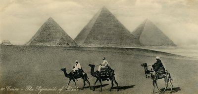 Cairo: The Pyramids of Gizeh by Unbekannt