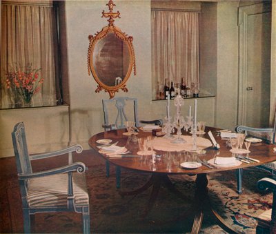 Dining room of the flat designed by Herman Schryver in Grosvenor Square, London, 1936 by Unbekannt