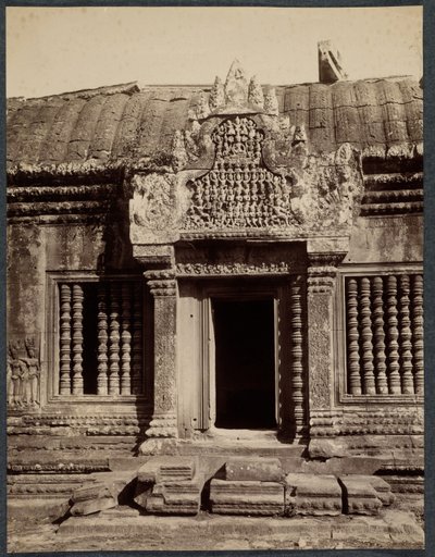 Doorway Through an Inner Enclosure, Angkor Wat, Cambodia by Unbekannt