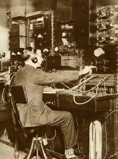 First Transatlantic Telephone Call, from London to New York, 7 March 1926 by Unbekannt