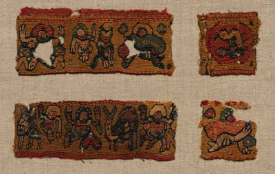 Four Fragments of the Gammadion Border of a Tunic, 400s - 600s by Unbekannt