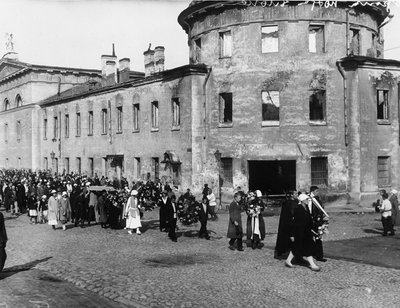 Funeral Procession of the Poet Alexander Blok, Petrograd, Russia by Unbekannt