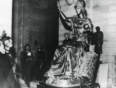 German Field Marshal von Rundstedt visiting the Louvre, occupied Paris, October 1940 by Unbekannt