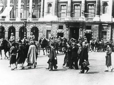 German Troops in Occupied Paris, June 1940 by Unbekannt