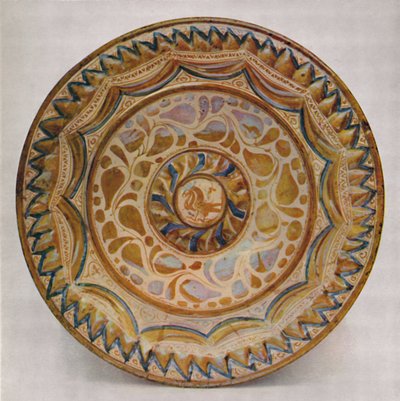 Hispano-Moresque Lustre Dish with Blue Fish-Scale Border by Unbekannt
