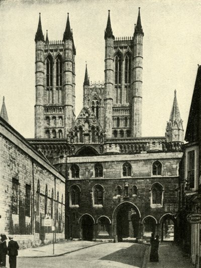 Lincoln Cathedral and The Exchequer Gate, c. 1948 by Unbekannt