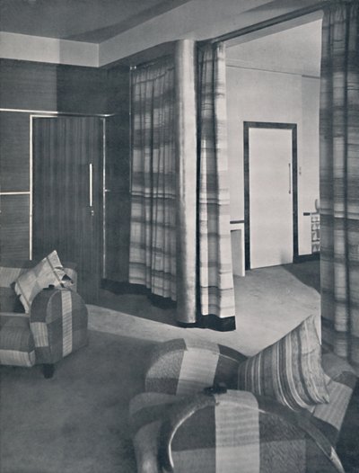 Living-room in a London house, designed by Raymond McGrath, 1936 by Unbekannt