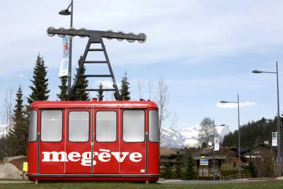 Old Cable Car Rochebrune on a Roundabout, Megeve by Unbekannt