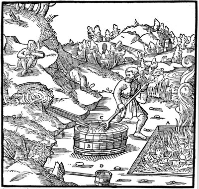 Producing salt by evaporating natural brine by pouring it into a pit of burning charcoal, 1556 by Unbekannt