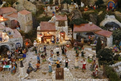 Provencal crib, Paris, France by Unbekannt