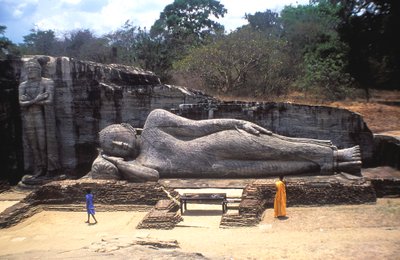 Reclining Buddha, Gal Vihare, Sri Lanka by Unbekannt