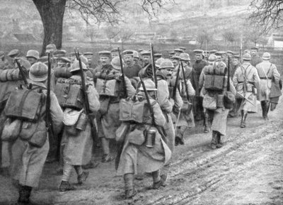 Relief French infantry passing a line of prisoners, Plessis-de-Roye, Picardy, France by Unbekannt