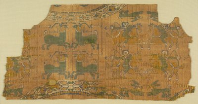 Samite fragment with hunters by Unbekannt