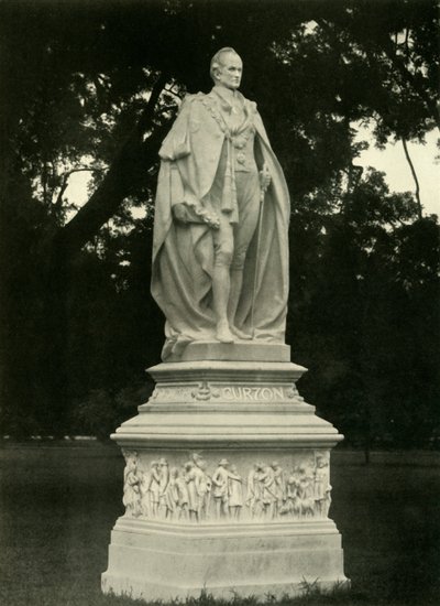 Statue of Lord Curzon in Grounds of Victoria Memorial Hall by Unbekannt