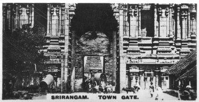 Town Gate, Srirangam, India by Unbekannt