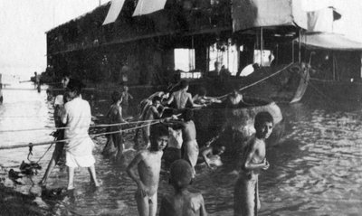 Two Decker Barge Used to Move British Troops Up the Tigris from Amarah to Baghdad by Unbekannt