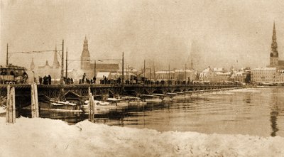 View of the floating Bridge over the Dwina, Riga, Latvia by Unbekannt