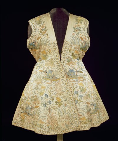Satin Hunting Coat Embroidered with Silks in Chain Stitch, North Indian (Mughal), 1st Half of 17th Century by Unbekannt Unbekannt