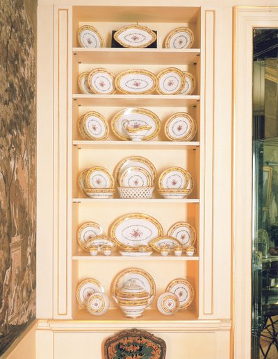 A Paris (Rue des Crussol) dinner service, c.1792-95 by Unbekannt