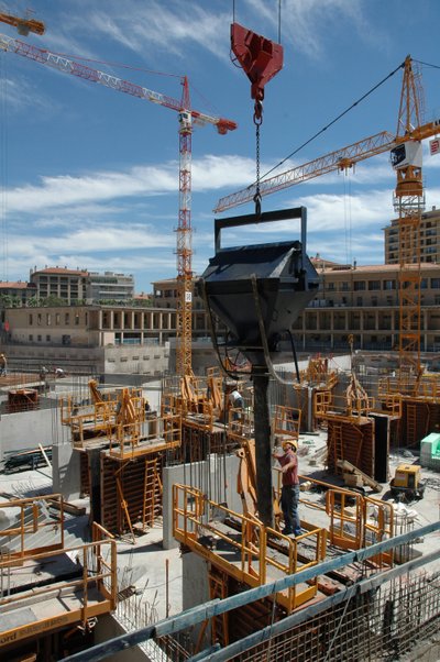 Construction Site of the New Neighborhoods of Aix en Provence by Unbekannter Künstler
