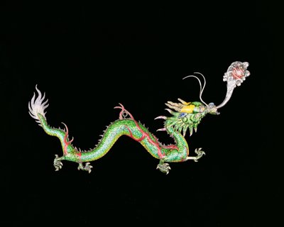 Dragon chasing a flaming pearl, decorative detail from the base of a Chinese export silver jardiniere made by Chongwoo, late 19th century by Unbekannt
