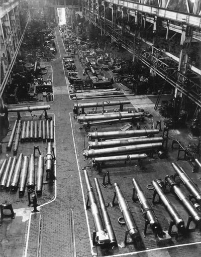 Inside 5 Shop, Elswick Works, Newcastle upon Tyne by Unbekannter Künstler