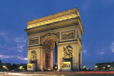 Low angle view of an arch, Arc De Triomphe, Paris, France by Benjamin Baud