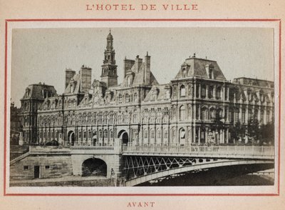 Paris Commune (1871): view of the Hotel de Ville in Paris before its fire in May 1871 by Unbekannt
