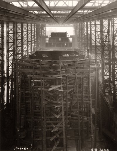 Shell plating complete at the bow of Northbank by Unbekannter Künstler