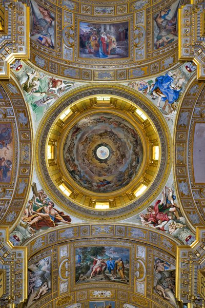 View of the transept, ceiling with the pendentives and the dome, Sant