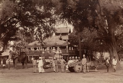Untitled (British soldiers, man on palanquin, and indigenous workers, recto) by Unknown artist