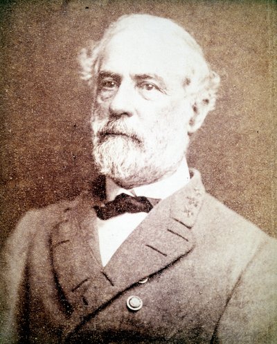 Portrait of General Lee (1807 - 1870) who took part in the Civil War by commanding the Northern Virginia Tear by Unknown photographer